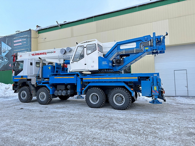 Автокран КС-65760 60 тонн на шасси АМТ (8х8)