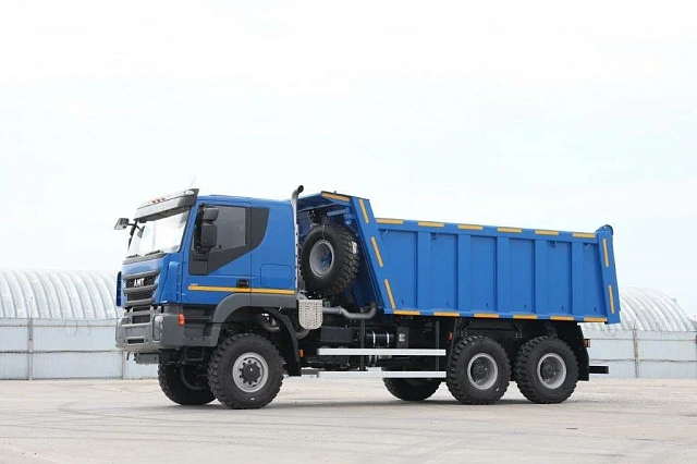 САМОСВАЛ "AMT 652900" 6х6
