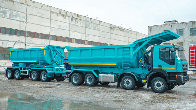 Самосвал - рудовоз с боковой и задней разгрузкой АМТ 752901 8х4