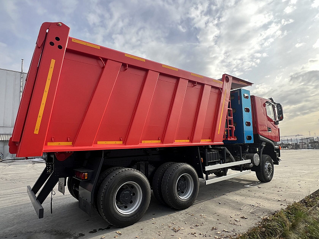 Самосвал АМТ 658910 6х6 CNG(Метан) кузов 18 м3