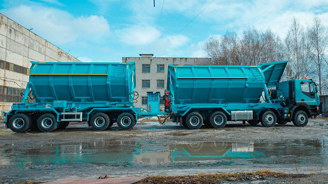 Самосвал - рудовоз с боковой и задней разгрузкой АМТ 752901 8х4
