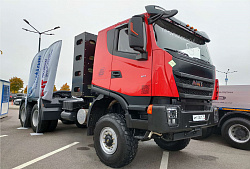 Седельный тягач АМТ 638910 6х6 CNG(Метан)