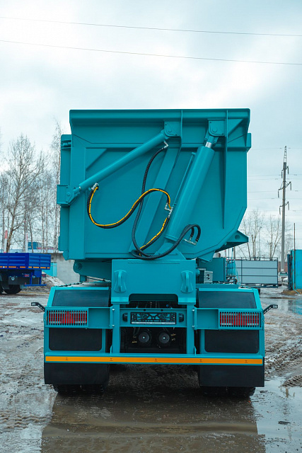 Самосвал - рудовоз с боковой и задней разгрузкой АМТ 752901 8х4