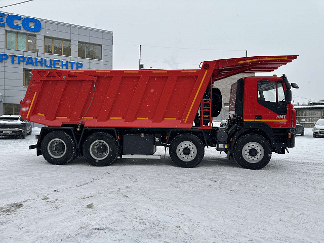 Карьерный самосвал AMT 752901 8х4 с кузовом 23м3